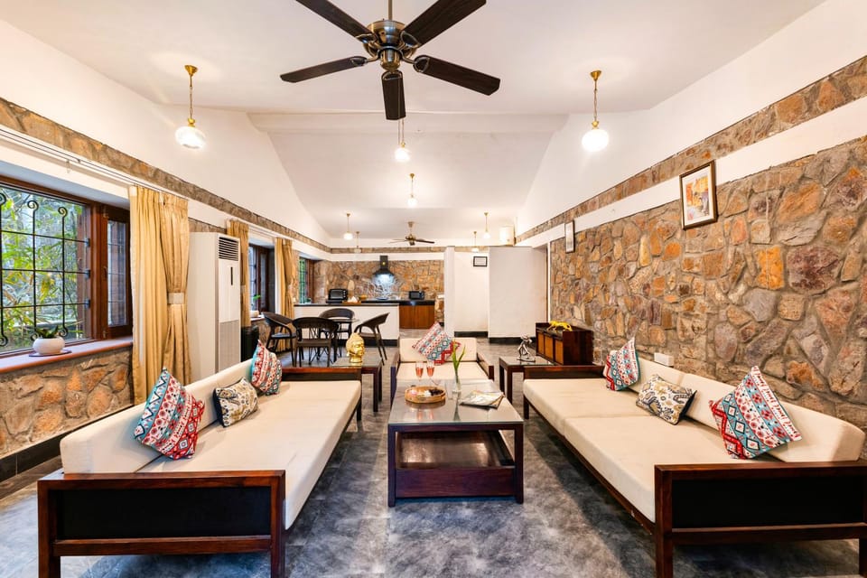 ELIVAAS The Aravalli Reserve The Bliss Pet-Friendly Villa with Pool, Gazebo, Lawn and Jacuzzi Villa in Haryana