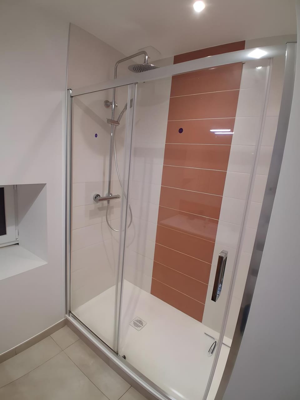 Bathroom, Living room