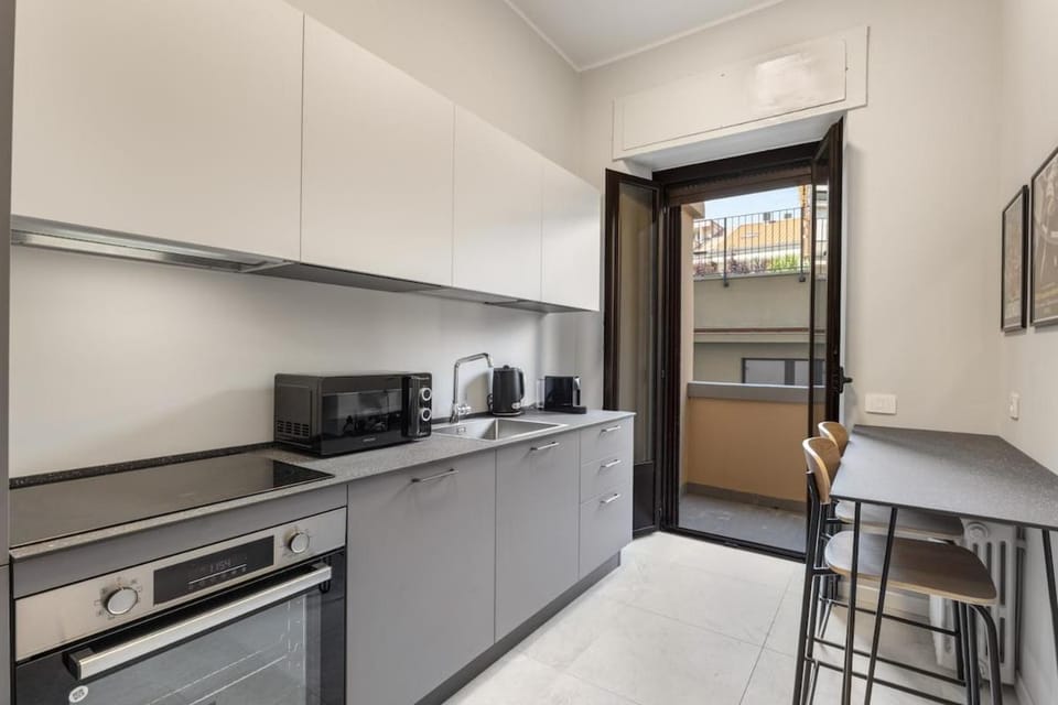 RosenHome 2 - Vercelli - San Siro - Ippodromo - De Angeli Apartment in Milan