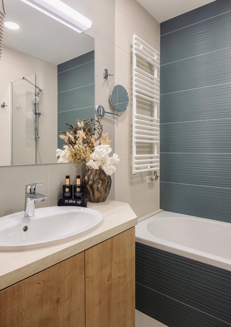 Bathroom, Bath