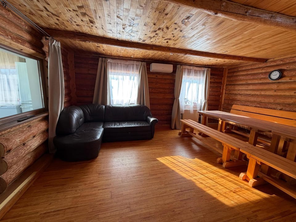 Junkuri Holiday House 9 Beds up to 20 Guests House in Latvia