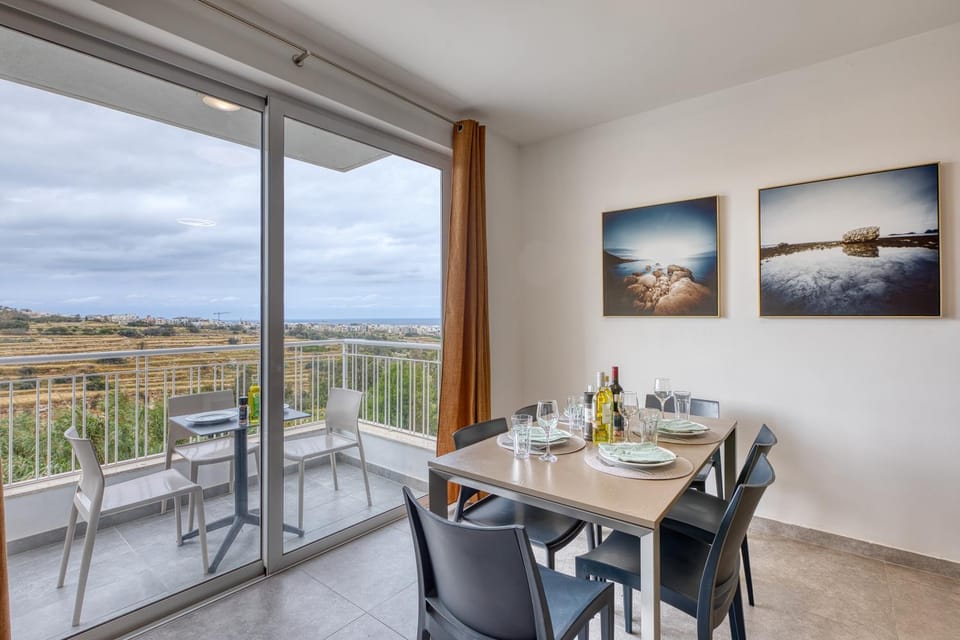 Modern 2 bedroom apartment, Valley Views KARP1-4 Apartment in Malta