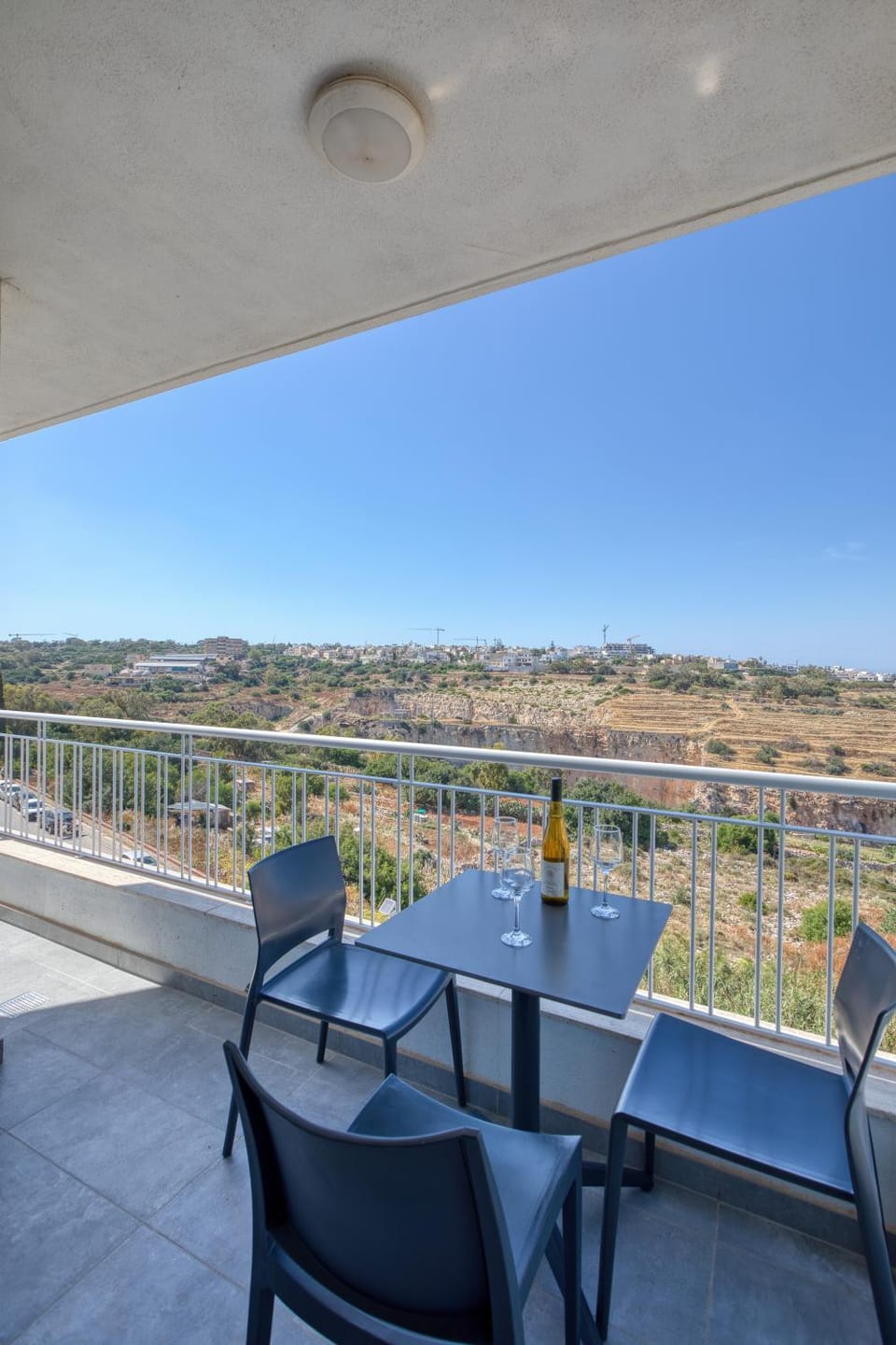 2 bedroom flat with balcony, valley views KARP1-8 Apartment in Malta