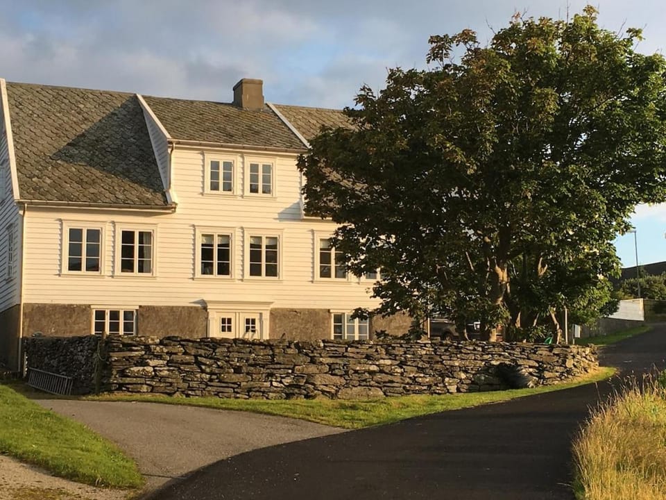 Historical house with soul and modern amenities House in Rogaland