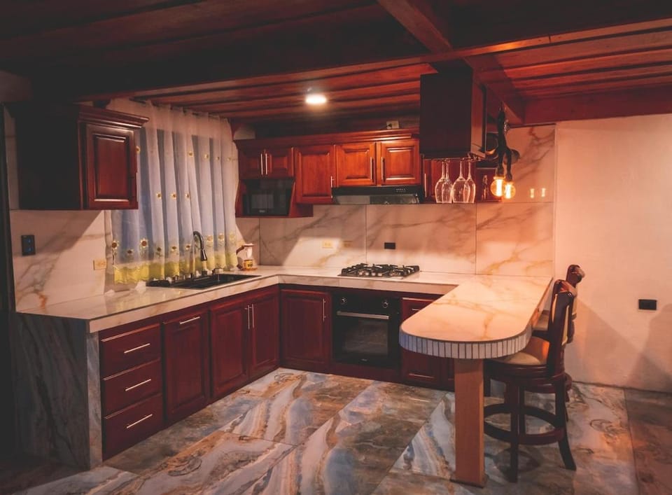 Calle del Tigre Chalet Chalet in Alajuela Province