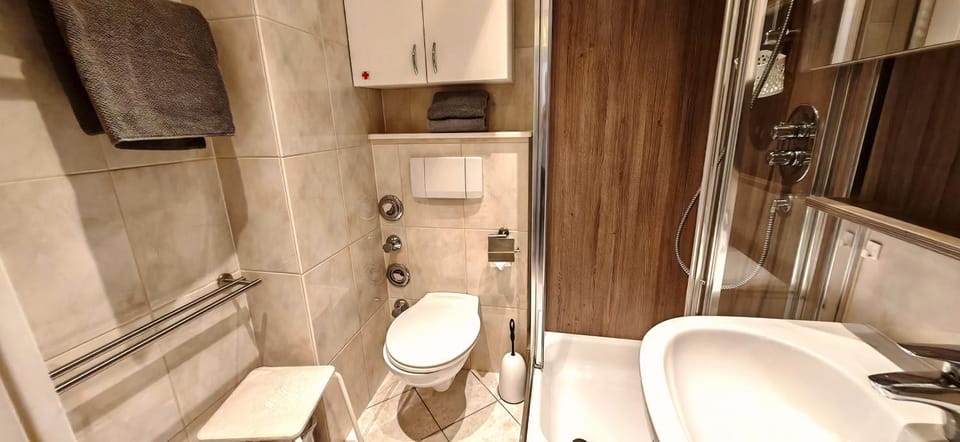 Bathroom, Living room