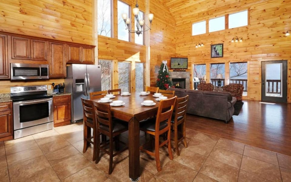 Kitchen or kitchenette, Living room, Dining area