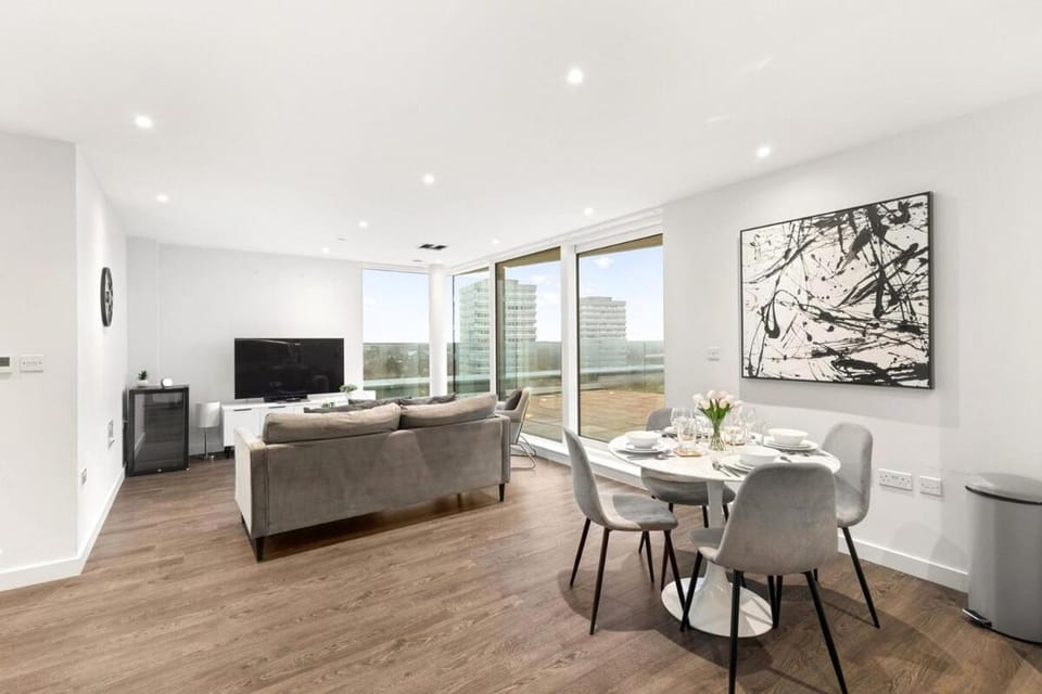 Bright & Modern 2-Bedroom Hackney Apartment Apartment in London Borough of Islington