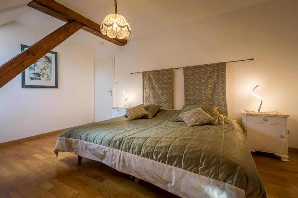 Property building, Living room, Bedroom