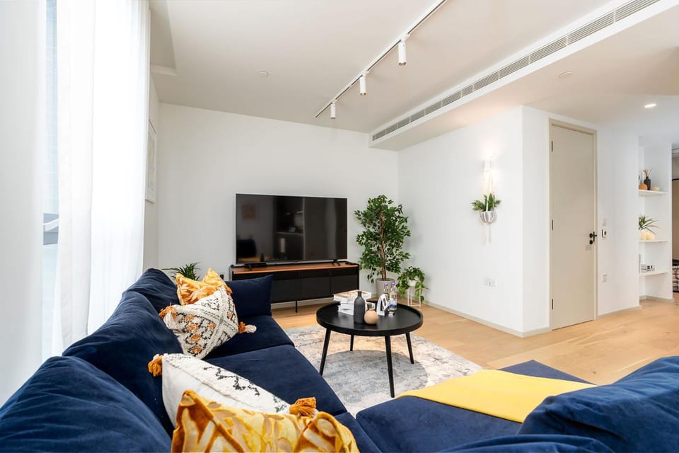 Communal lounge/ TV room, TV and multimedia, Living room, Seating area