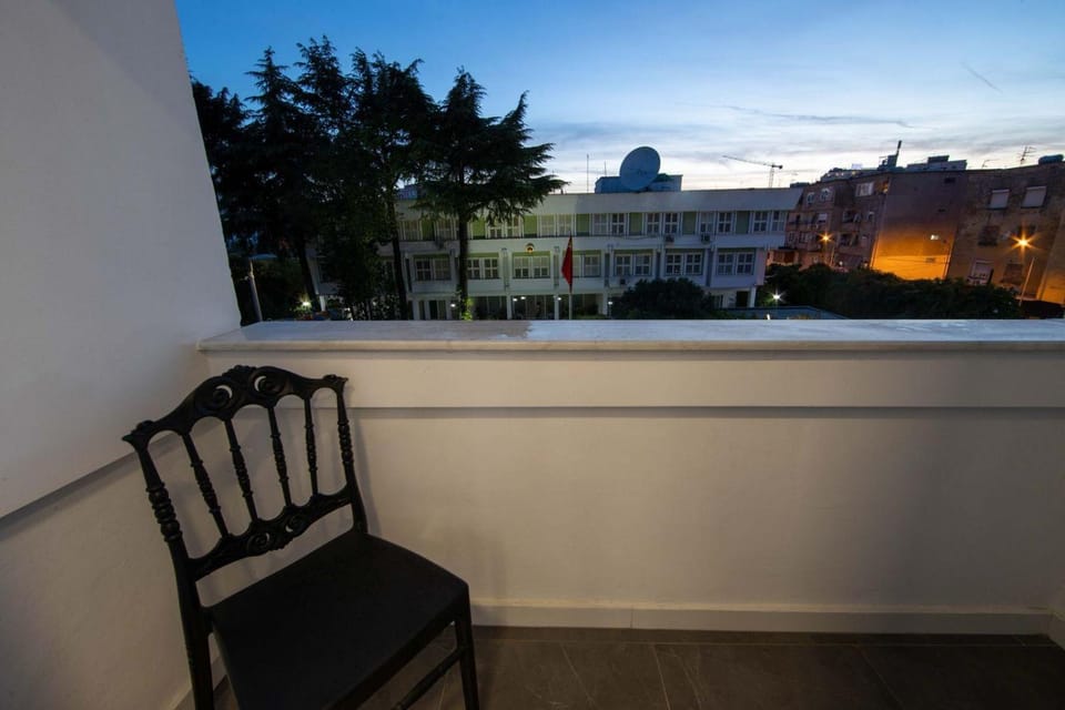 Night, View (from property/room), Balcony/Terrace, City view, Quiet street view