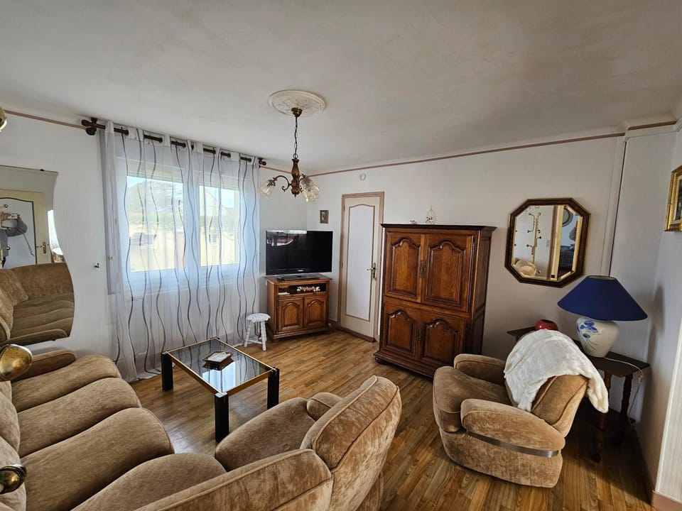 Property building, Living room