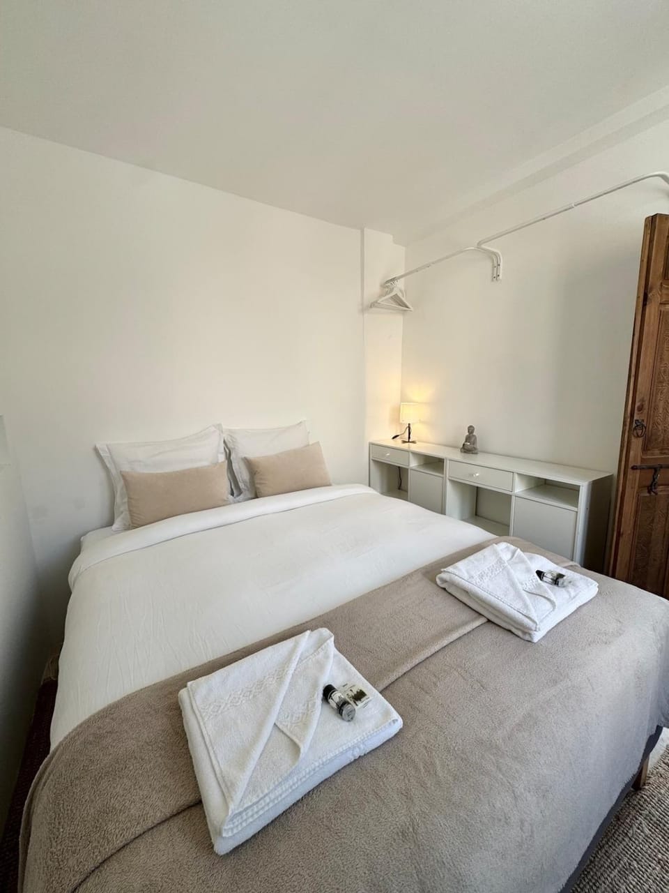 Le Cosy Revely, 2 pièces sur les remparts , climatisé Apartment in Antibes