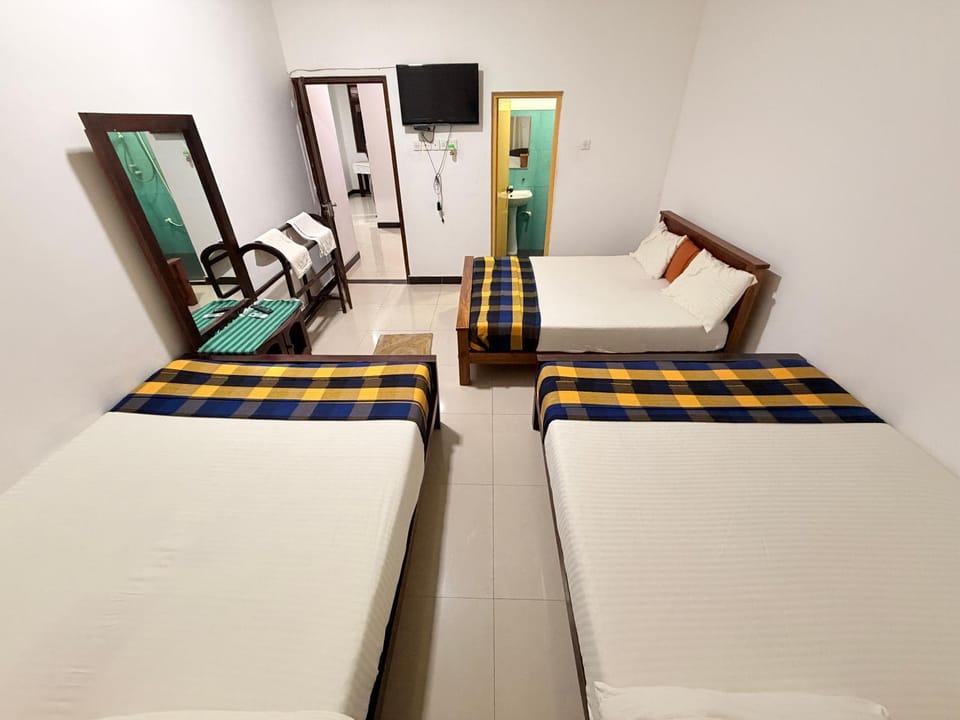Tree House Bed and Breakfast in Sri Lanka