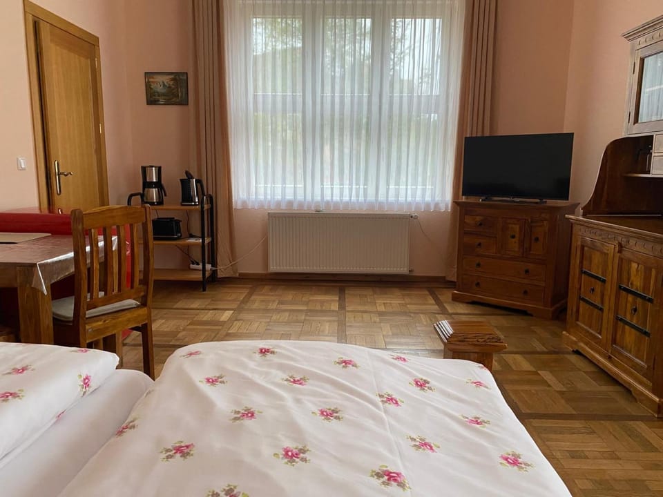 Pension zum Zenshaus Seeblick Bed and Breakfast in Lychen