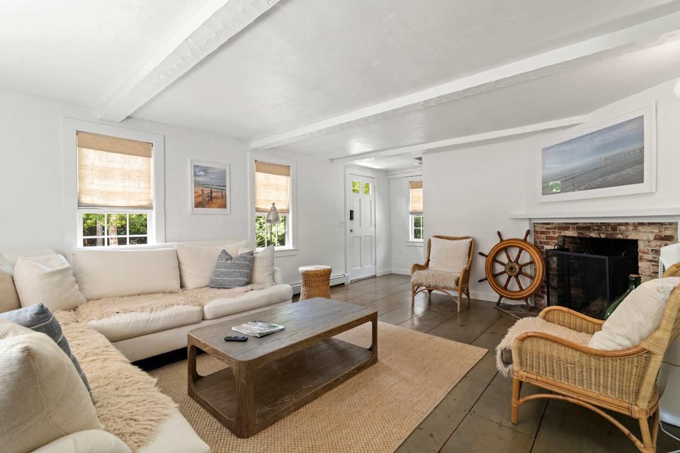 Walk to Water Central AC Dog Friendly House in Orleans