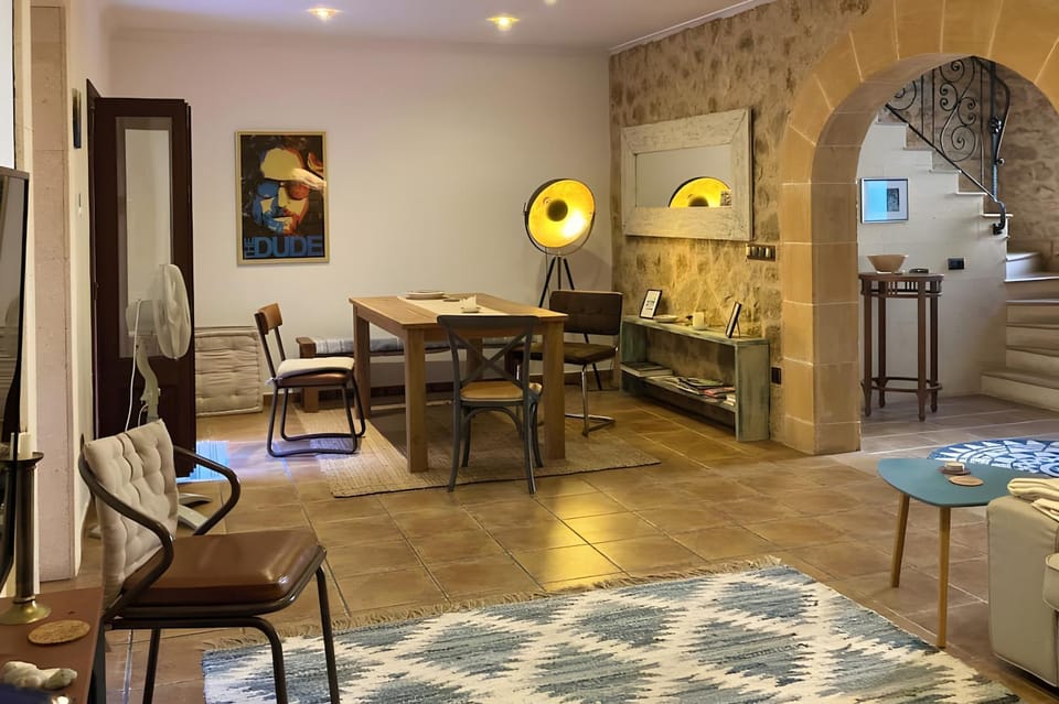 Property building, Living room