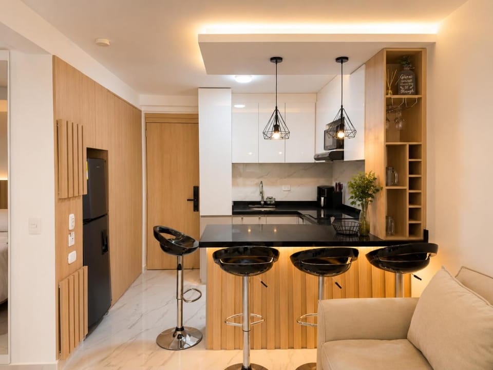 Kitchen or kitchenette, Seating area, Dining area, minibar