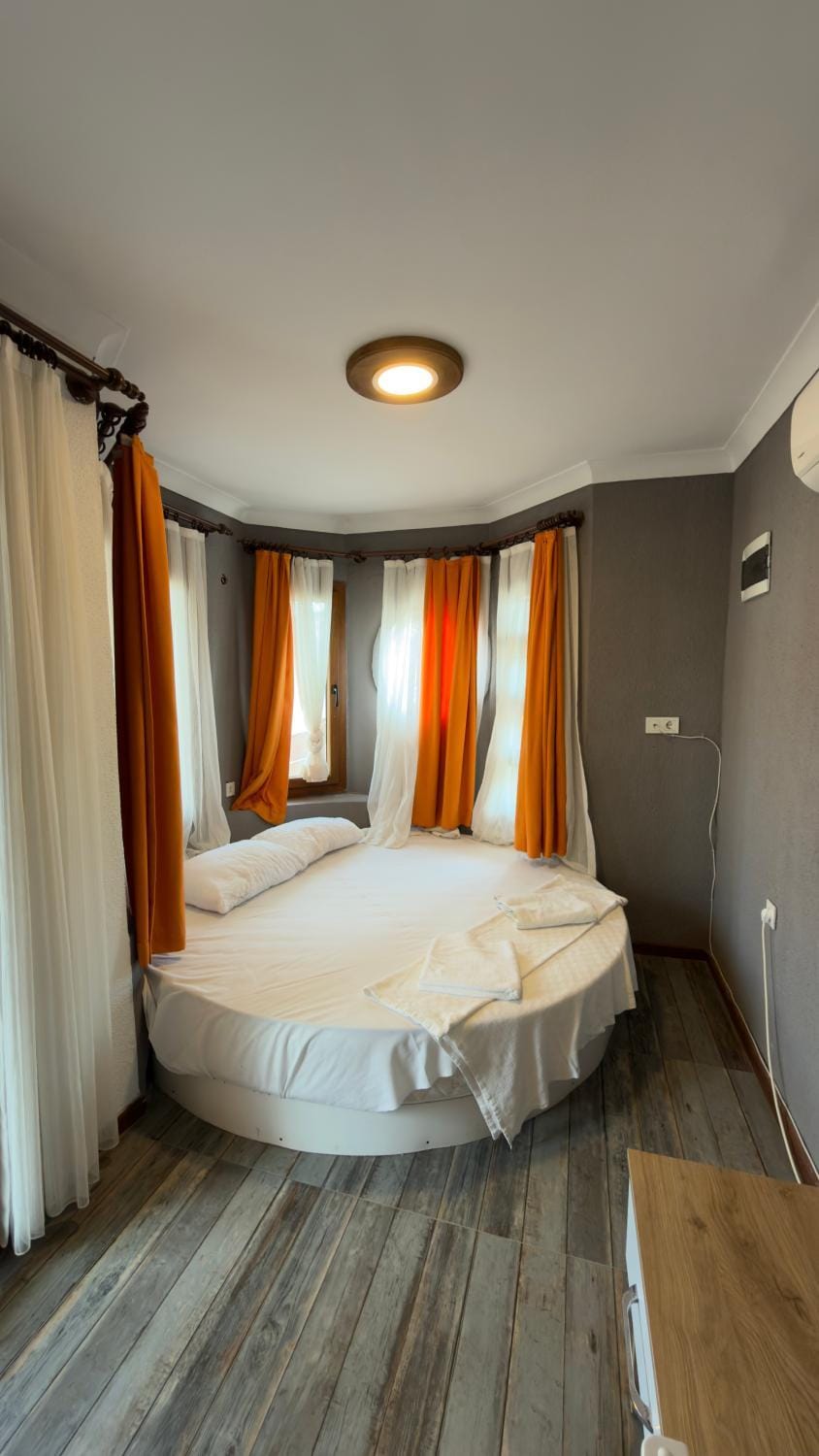 Sarıyer Otel Vacation rental in Muğla Province
