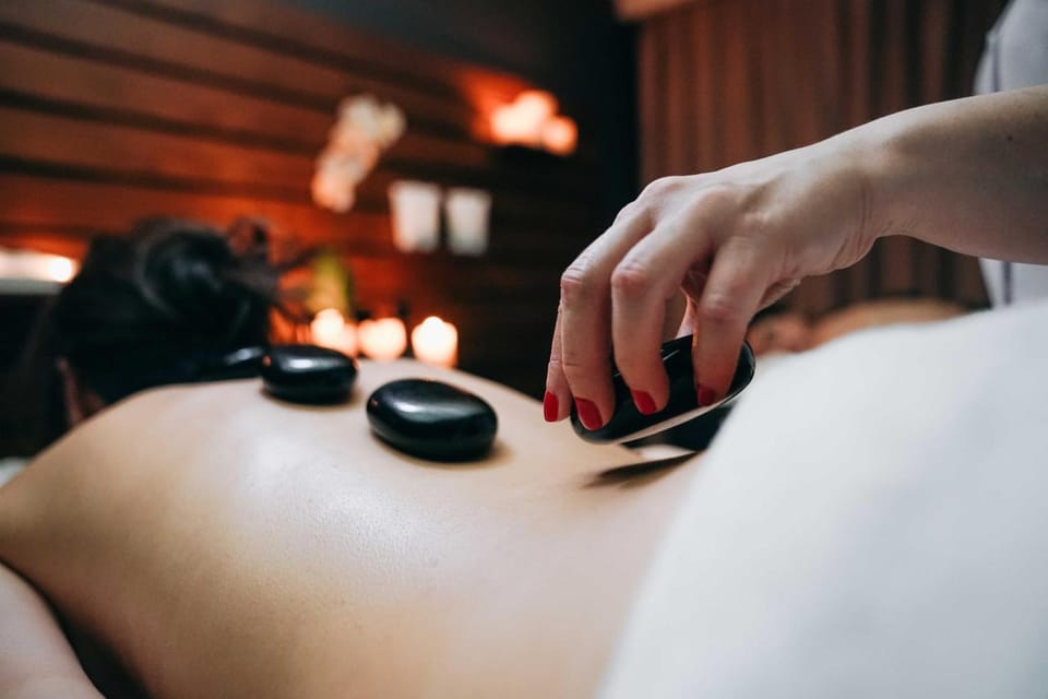 People, Massage, Spa and wellness centre/facilities, group of guests