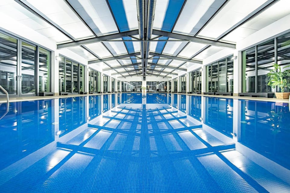 Pool view, Swimming pool