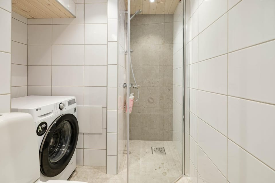 Newly renovated 2 BRD apt in Visby city Apartment in Visby