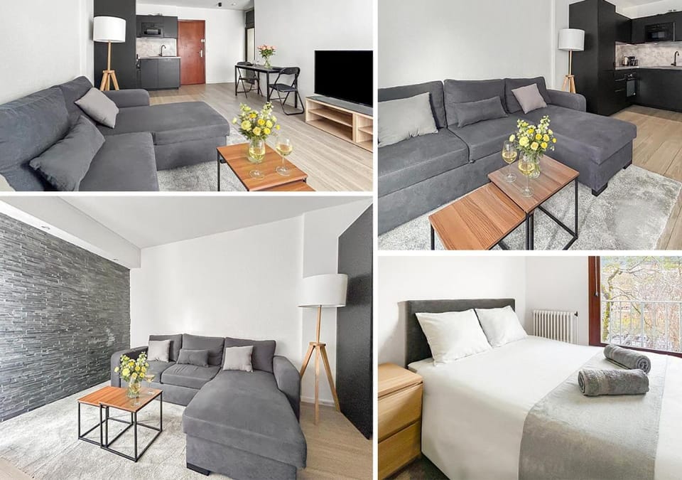Communal lounge/ TV room, Bed, TV and multimedia, Living room, Photo of the whole room, Seating area, Bedroom