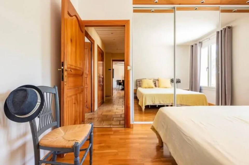 Villa confortable avec jardin à Rognes – 200 m² Villa in La Roque-d'Anthéron