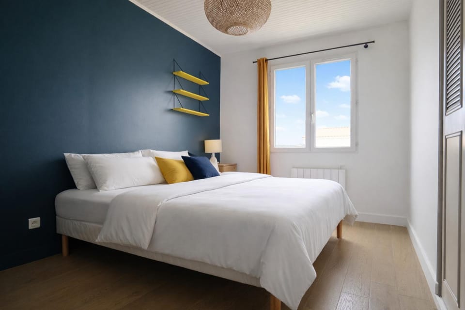 maison 3 chambres avec jardin et un studio independant 8 pers House in Olonne-sur-Mer