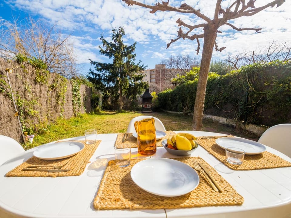 Garden, Food and drinks