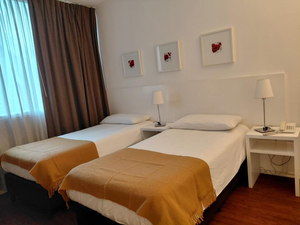 HABITAE SENIOR SUITES ex Rental Suites Pilar Apartment in Pilar