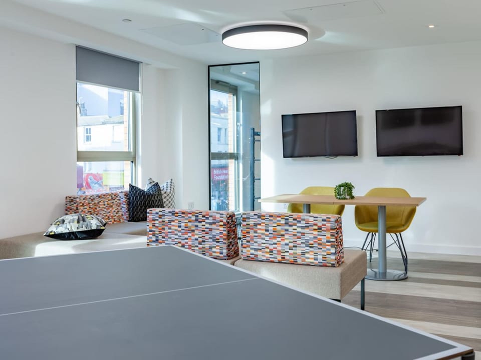 Communal lounge/ TV room, Game Room, Table tennis, Table tennis