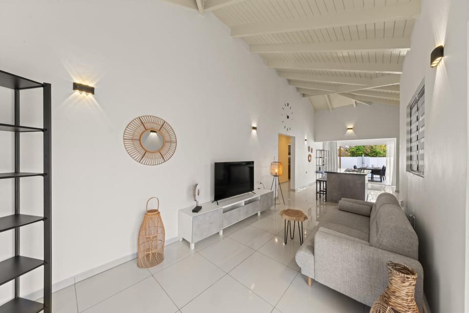 Holiday Home Toscane Estate, Bottelier, Private Pool House in Willemstad