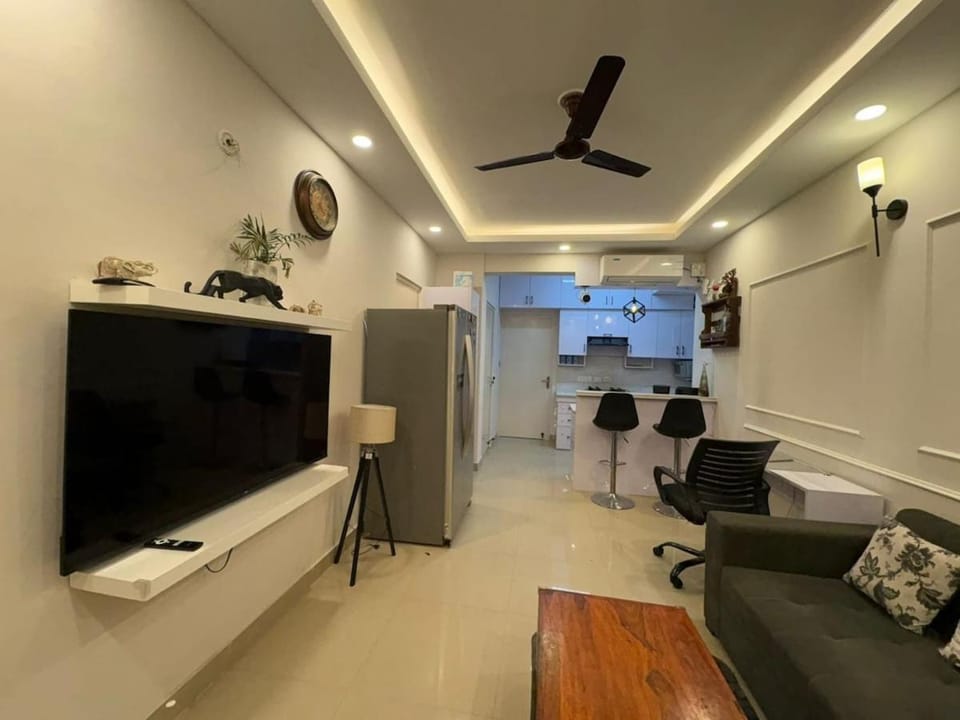 The Gold N Stay 2BHK Airport & Yashobhoomi Apartment in Gurugram
