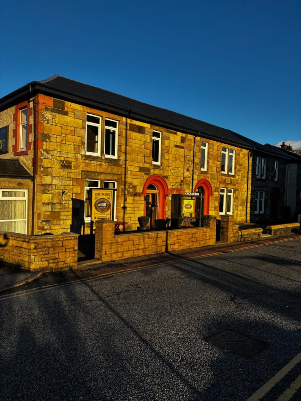 Hamilton House Guest House Bed and Breakfast in Oban