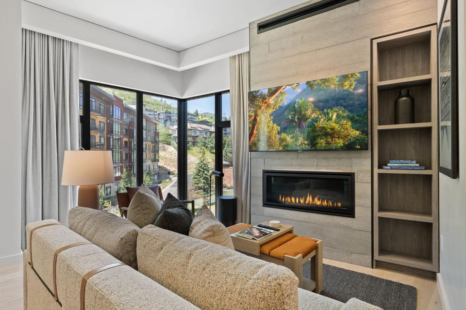 Canyons Village Retreat at Pendry Park City Utah House in Wasatch County