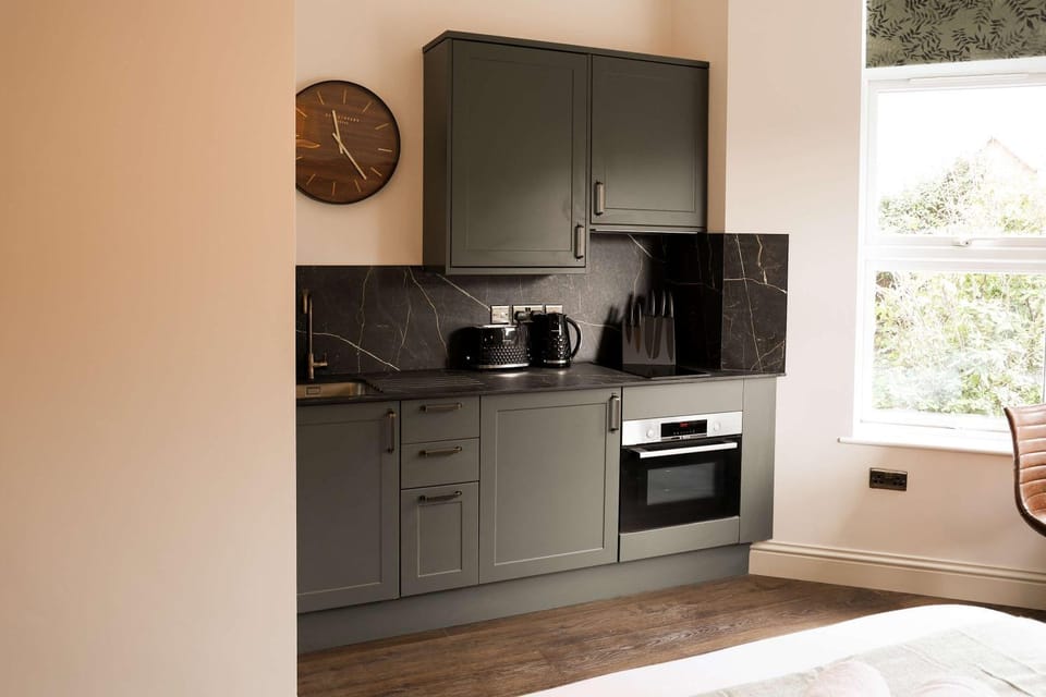 Lovely Studio Flat on Bath Road - Flat 6 Apartment in Bristol