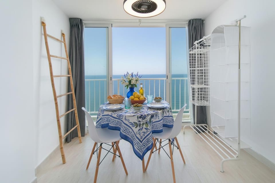 Dining area, Sea view
