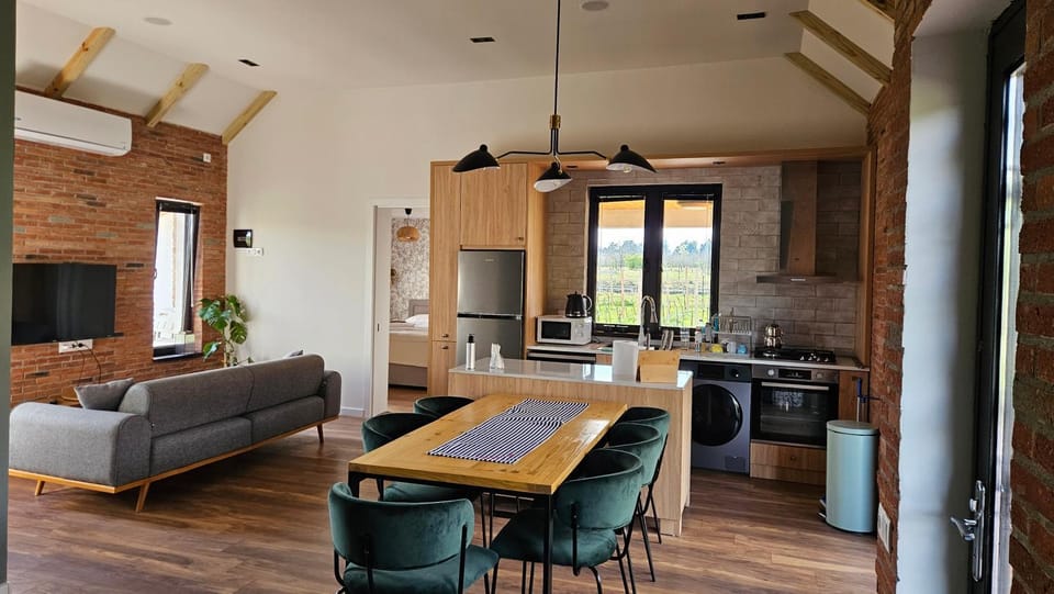 Communal lounge/ TV room, Living room, Seating area, Communal kitchen
