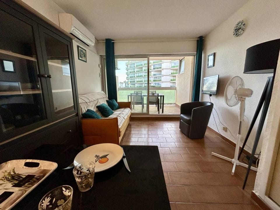CR040-B119 Appartement vue mer CANET SUD Apartment in Canet-en-Roussillon