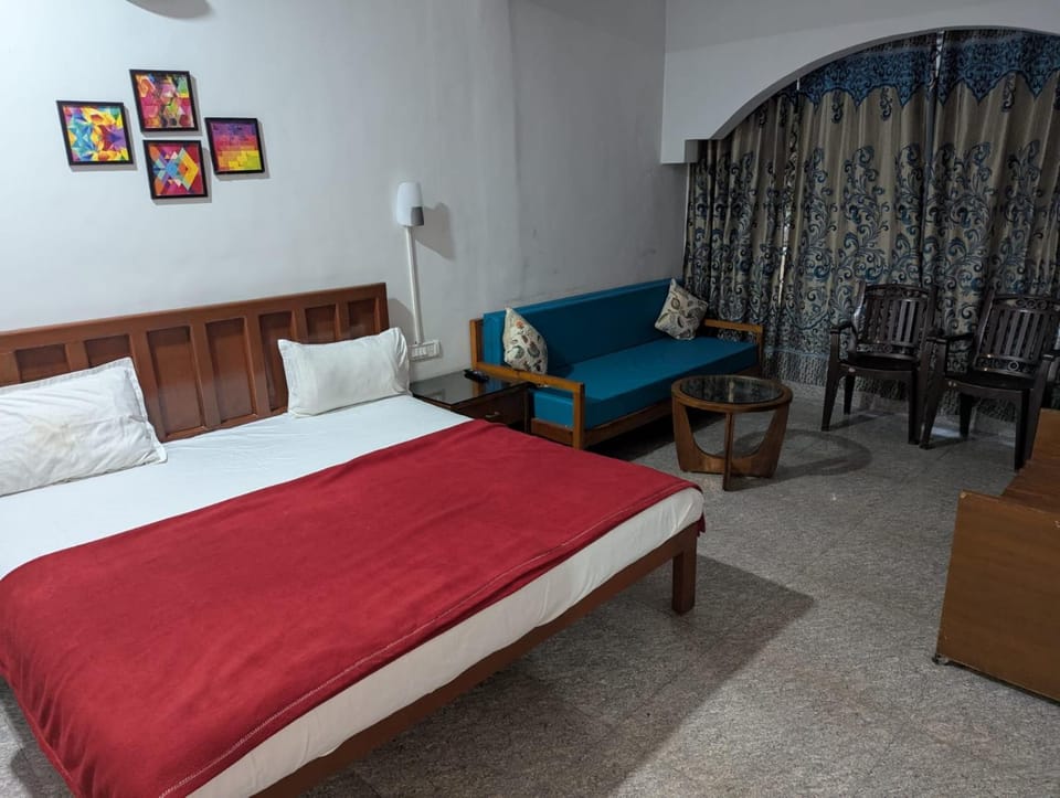 Pavitra Beach Home Bed and Breakfast in Baga