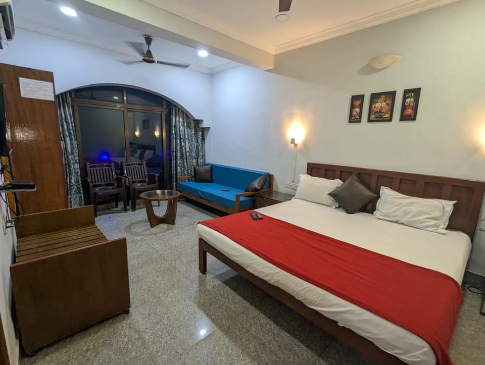 Pavitra Beach Home Bed and Breakfast in Baga