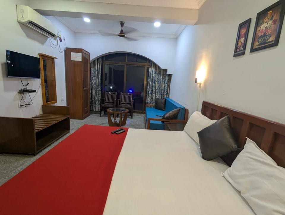 Pavitra Beach Home Bed and Breakfast in Baga