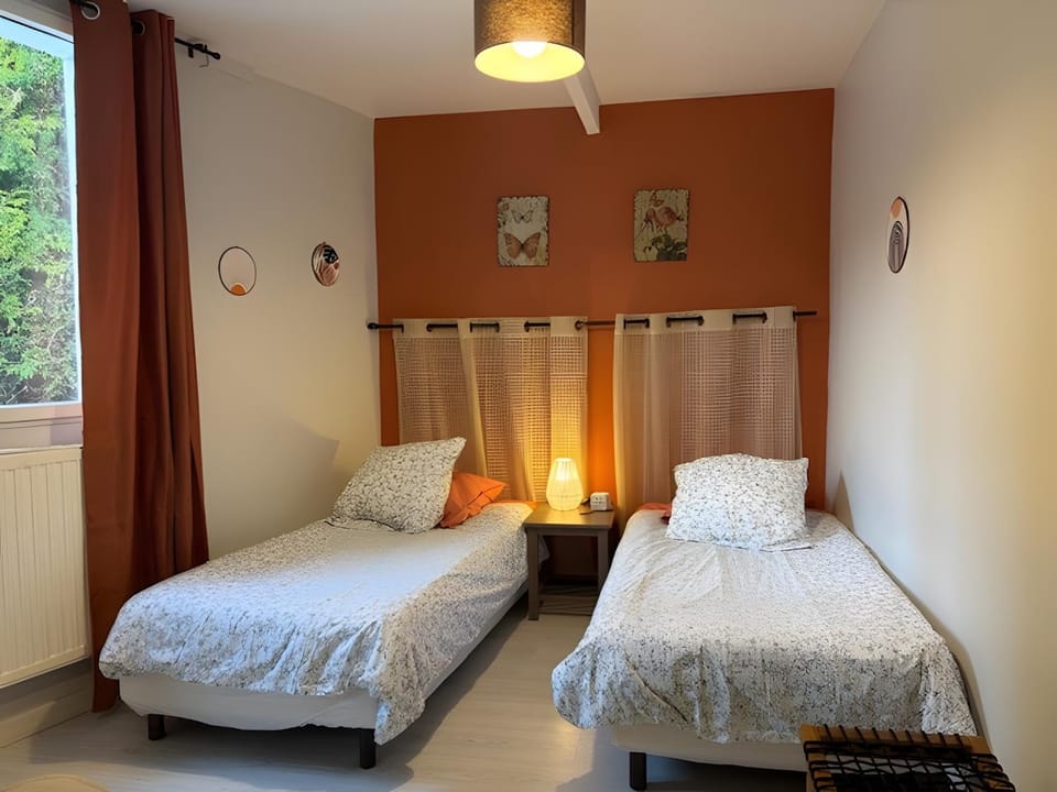 Property building, Living room, Bedroom