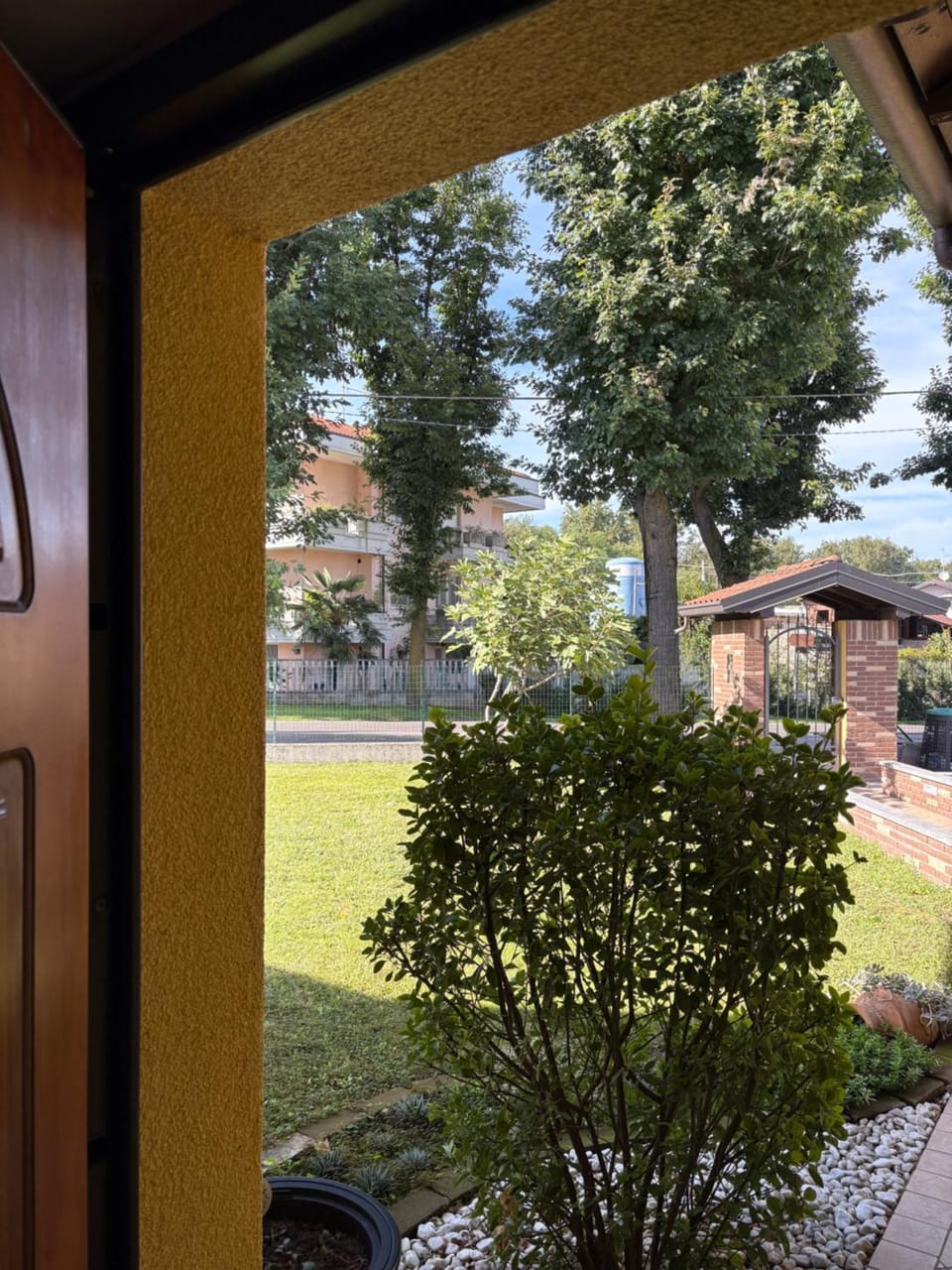 Facade/entrance, Garden