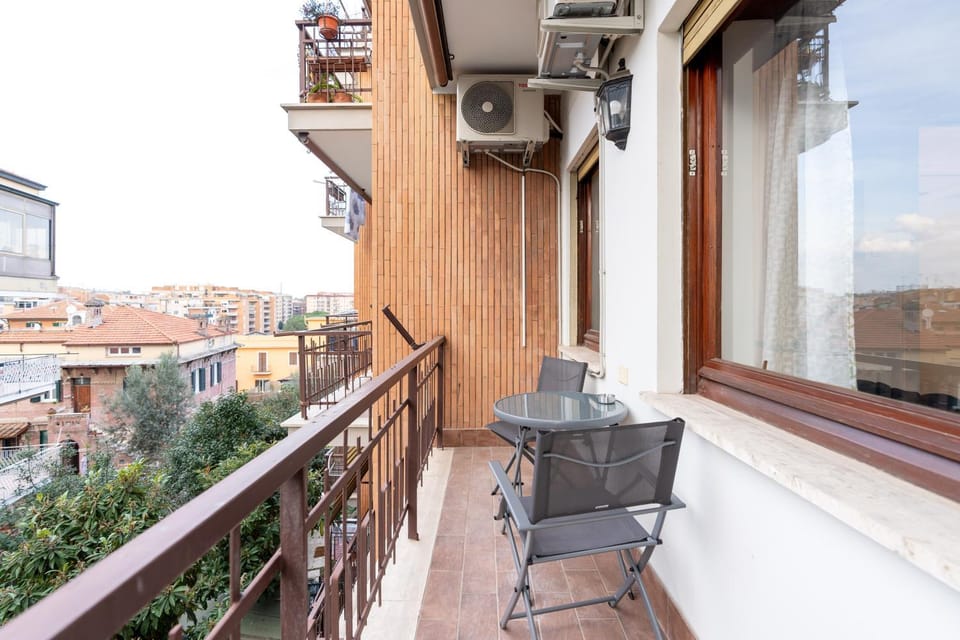 Guest House Hill Houses Rome - T5 - 10 Bed and Breakfast in Rome