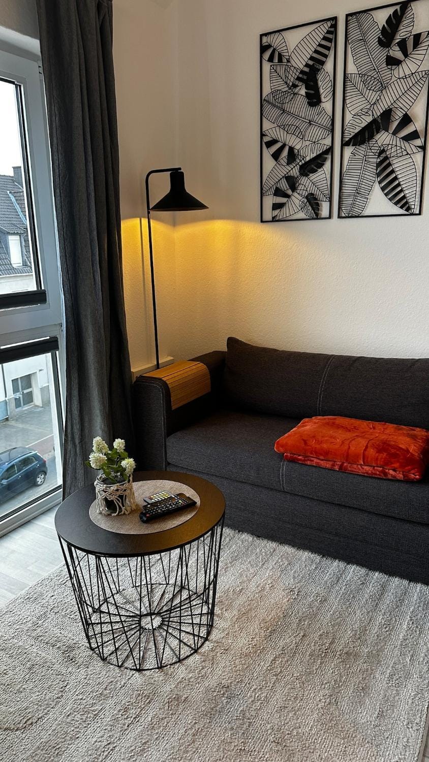Living room, Photo of the whole room, Seating area