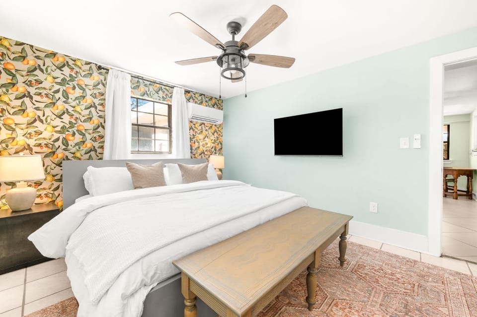 Davis Shores 4BR Getaway Near Downtown House in Saint Augustine