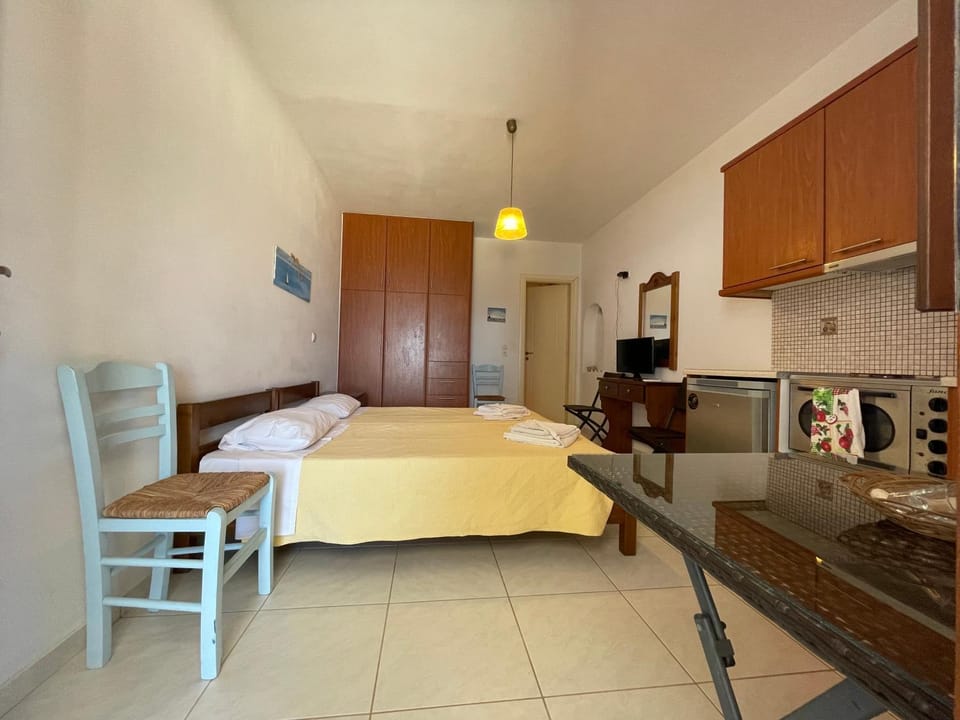 Allblue Paros Apartment in Paros, Greece
