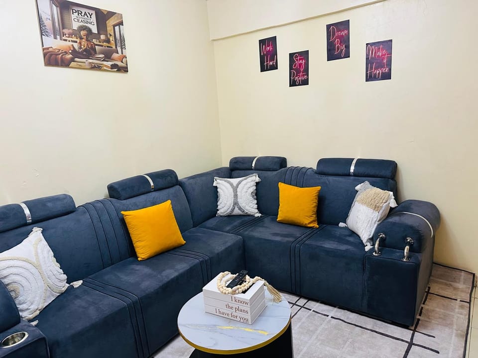 Divine root retreat home Bed and Breakfast in Nairobi